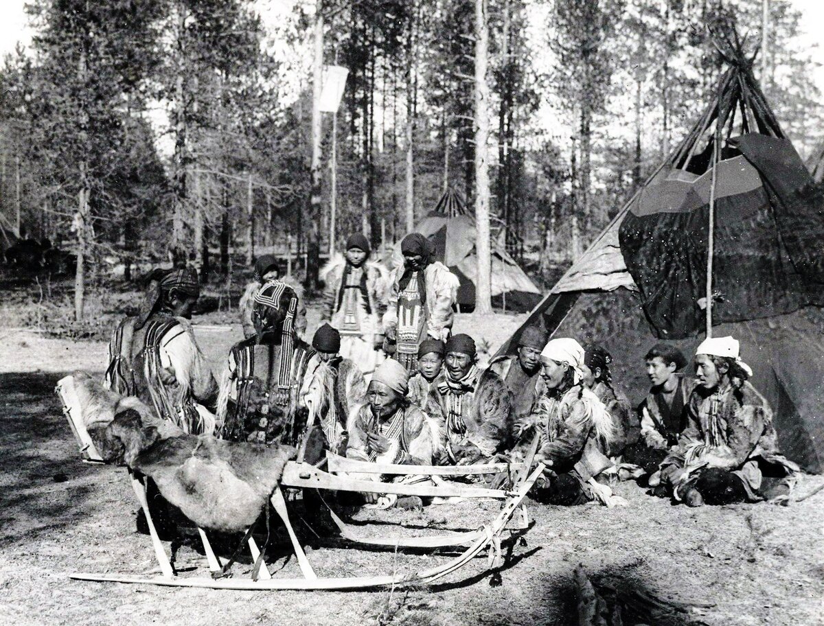 Ханты вов. Эвенки 1888г. Племена эвенков в Сибири 17 век. Племена эвенков Тунгусов в 17 веке. Тунгусы эвенки Забайкалья