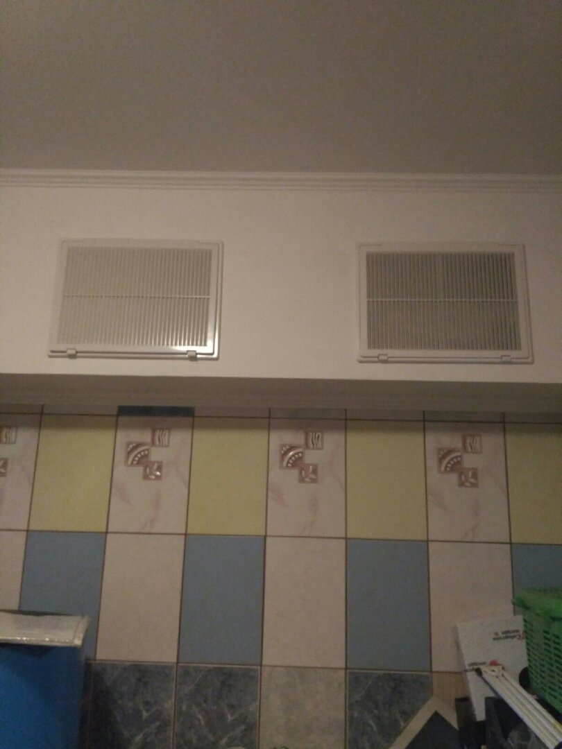 Вот прям над бойлером это место