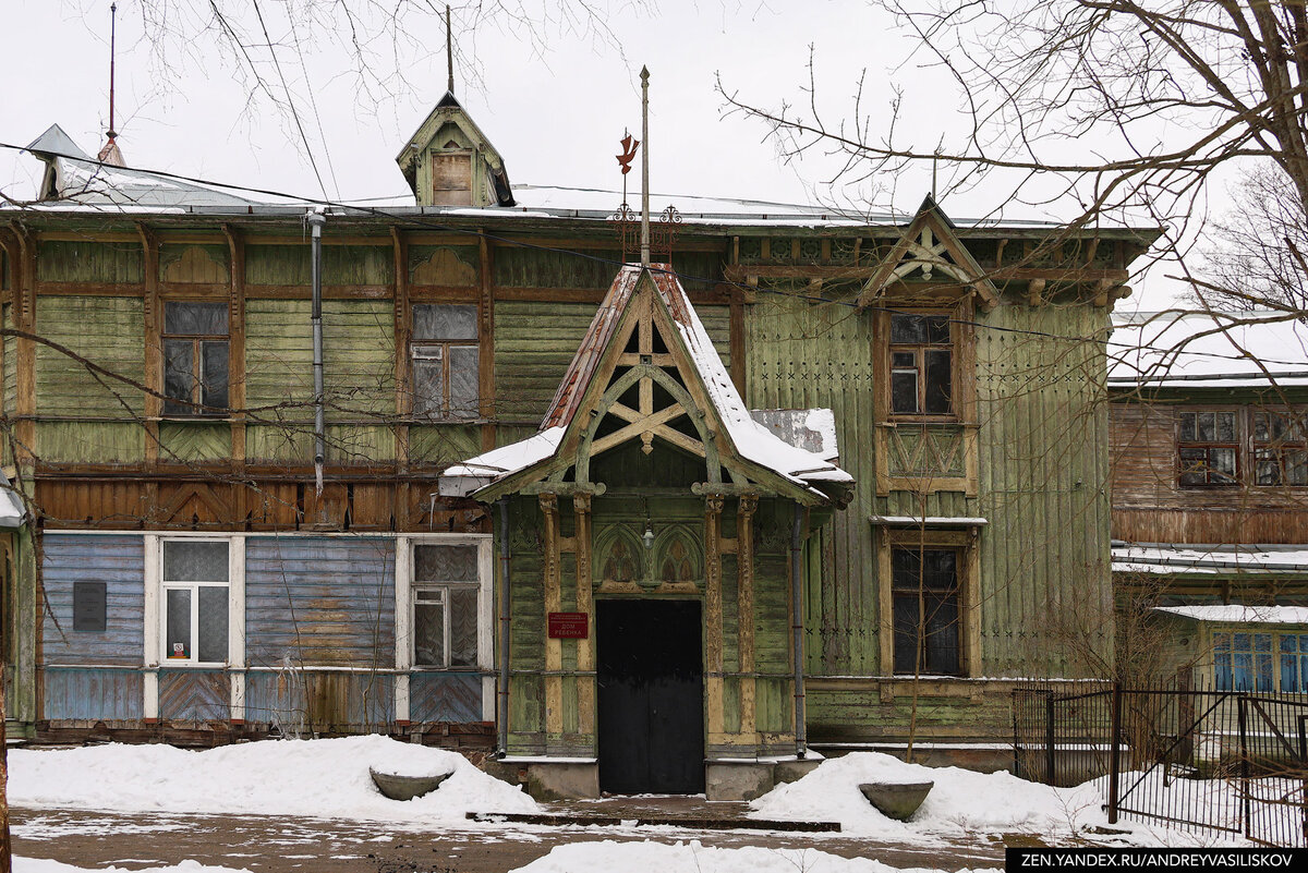 Дом ребёнка из фильма ужасов: история старой усадьбы Максимова, которая  превратилась в страшный заброс | Путешествия и всего по чуть-чуть | Дзен