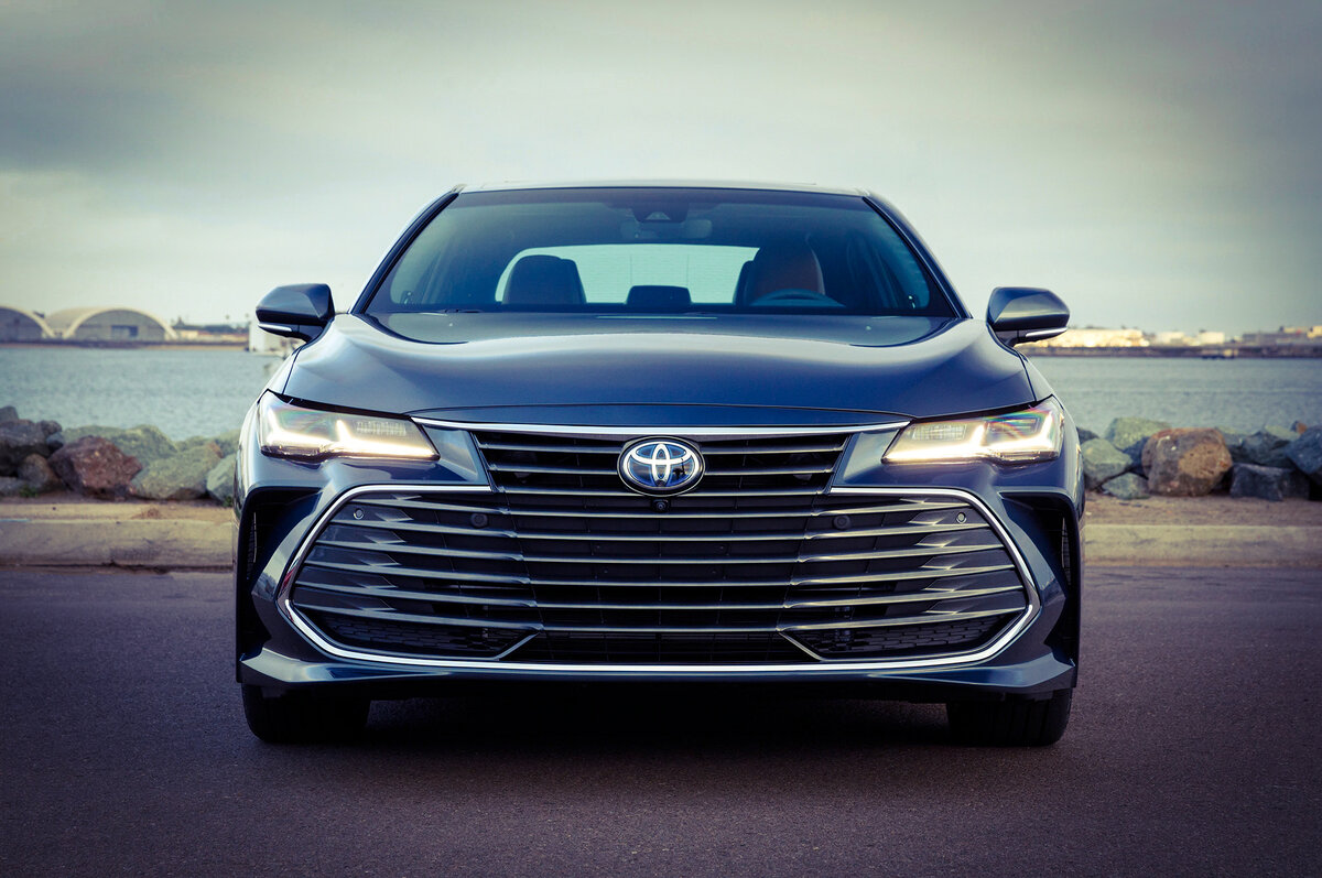 Фото toyota camry 2021