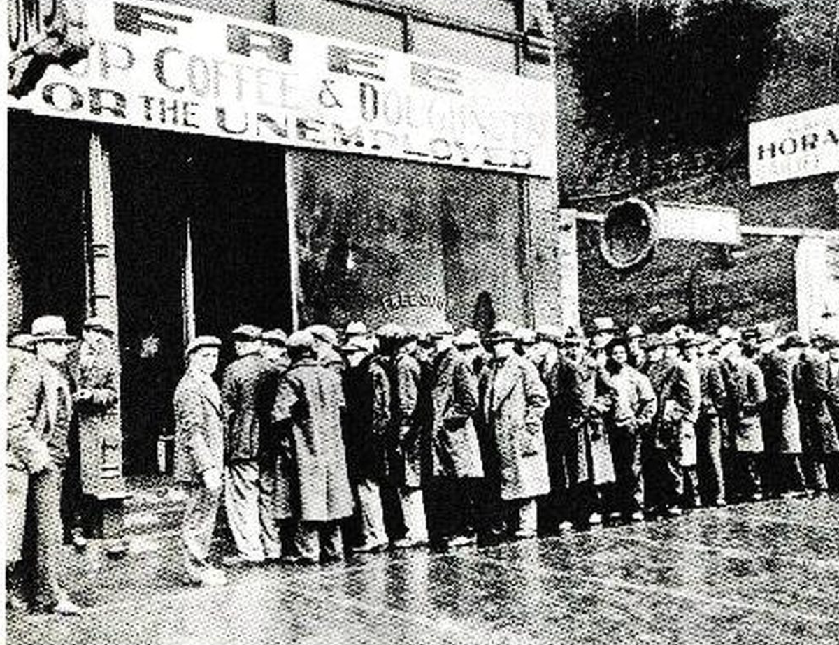 Очередь за бесплатным супом (фото начала 1930-х гг.)