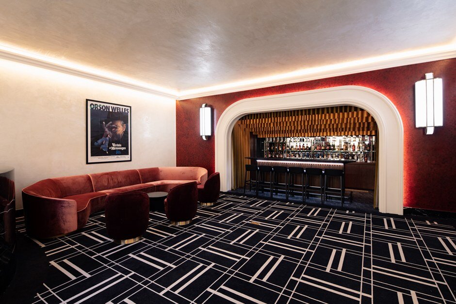 Лобби перед малыми залами