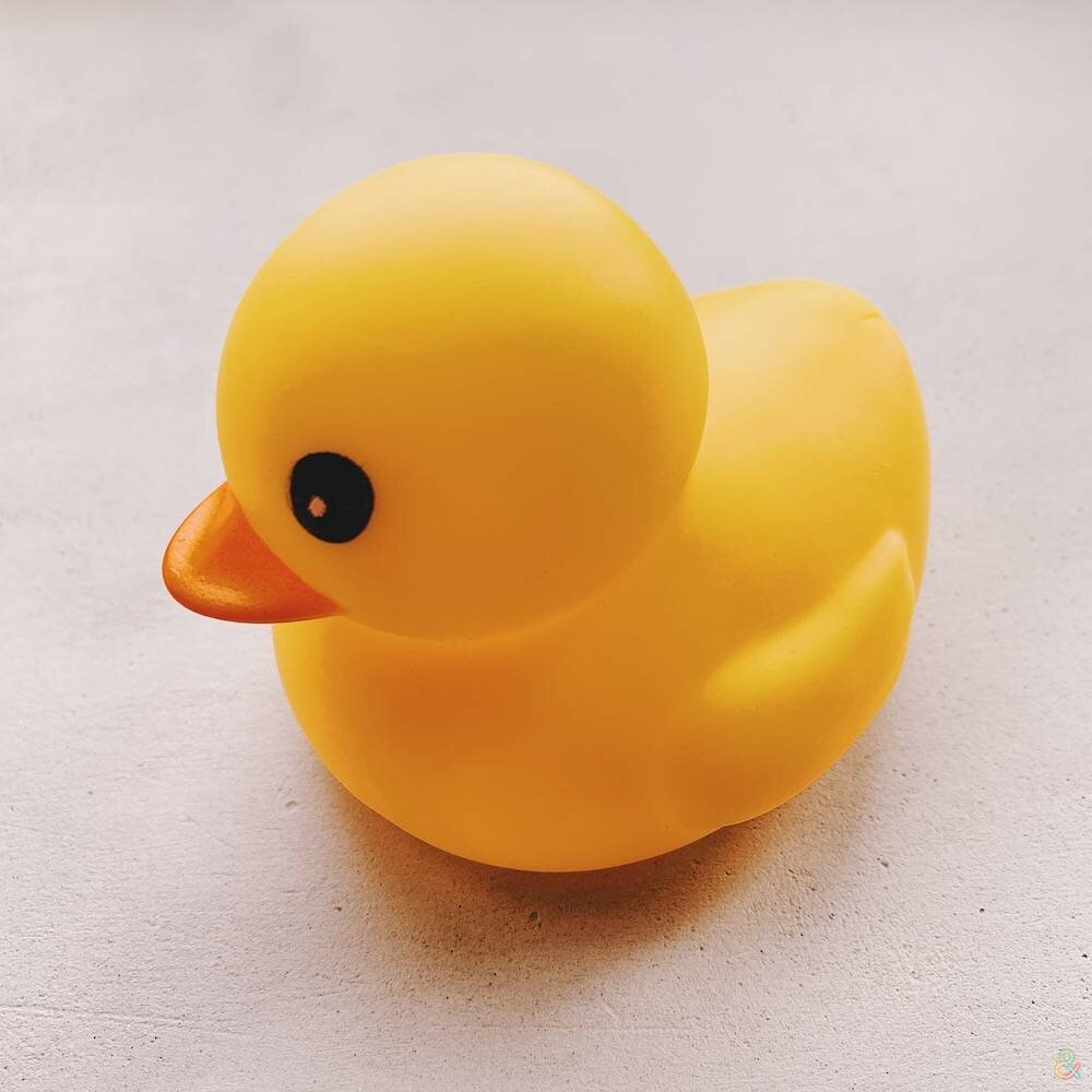 Ну как то так он и выглядел, только помню, что был пластиковый, поэтому вставил фото из интернета 