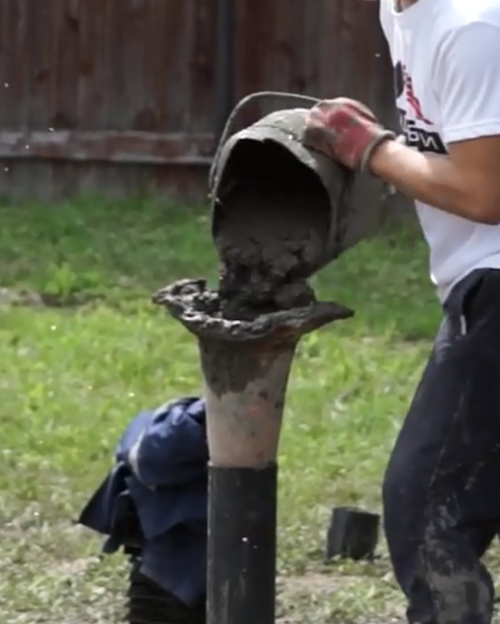 Заливка винтовой сваи жидким раствором