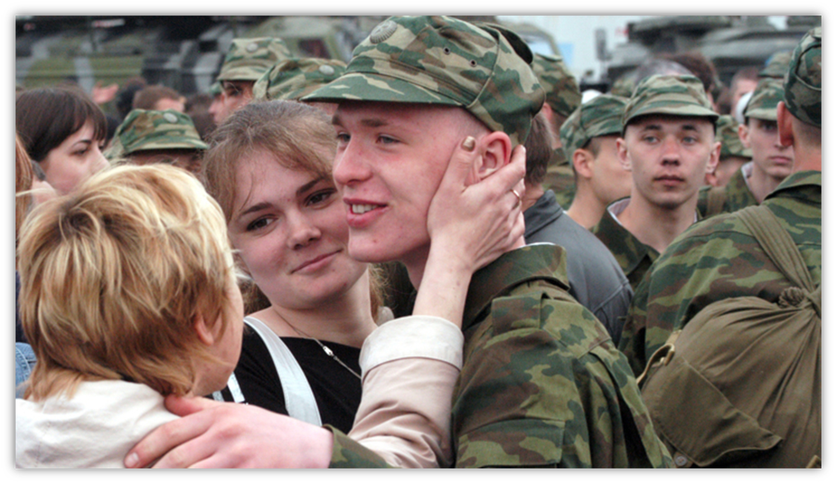 Люди поддерживают военных. Поддержка военнослужащих. Поддержим наших военных. Совет солдаты. Подкупленные военные.