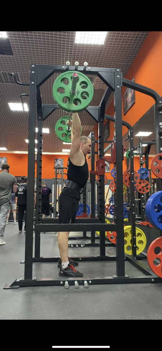 Штанга 60 кг. 