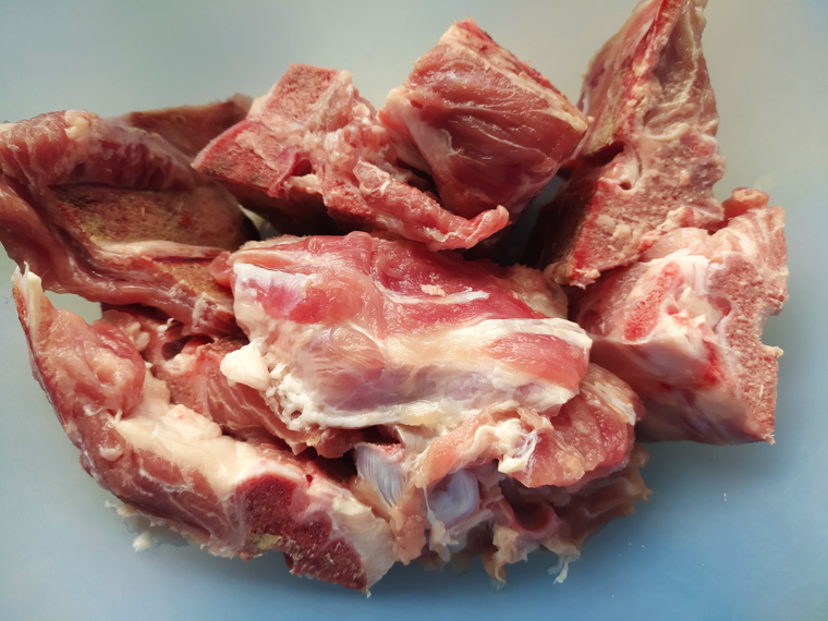Жаркое по-домашнему из свинины и картофеля: пошаговый рецепт с фото