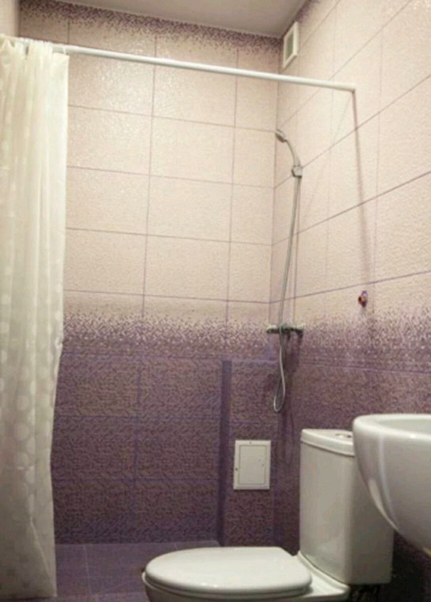 Двухместный номер с видом на внутренний двор.