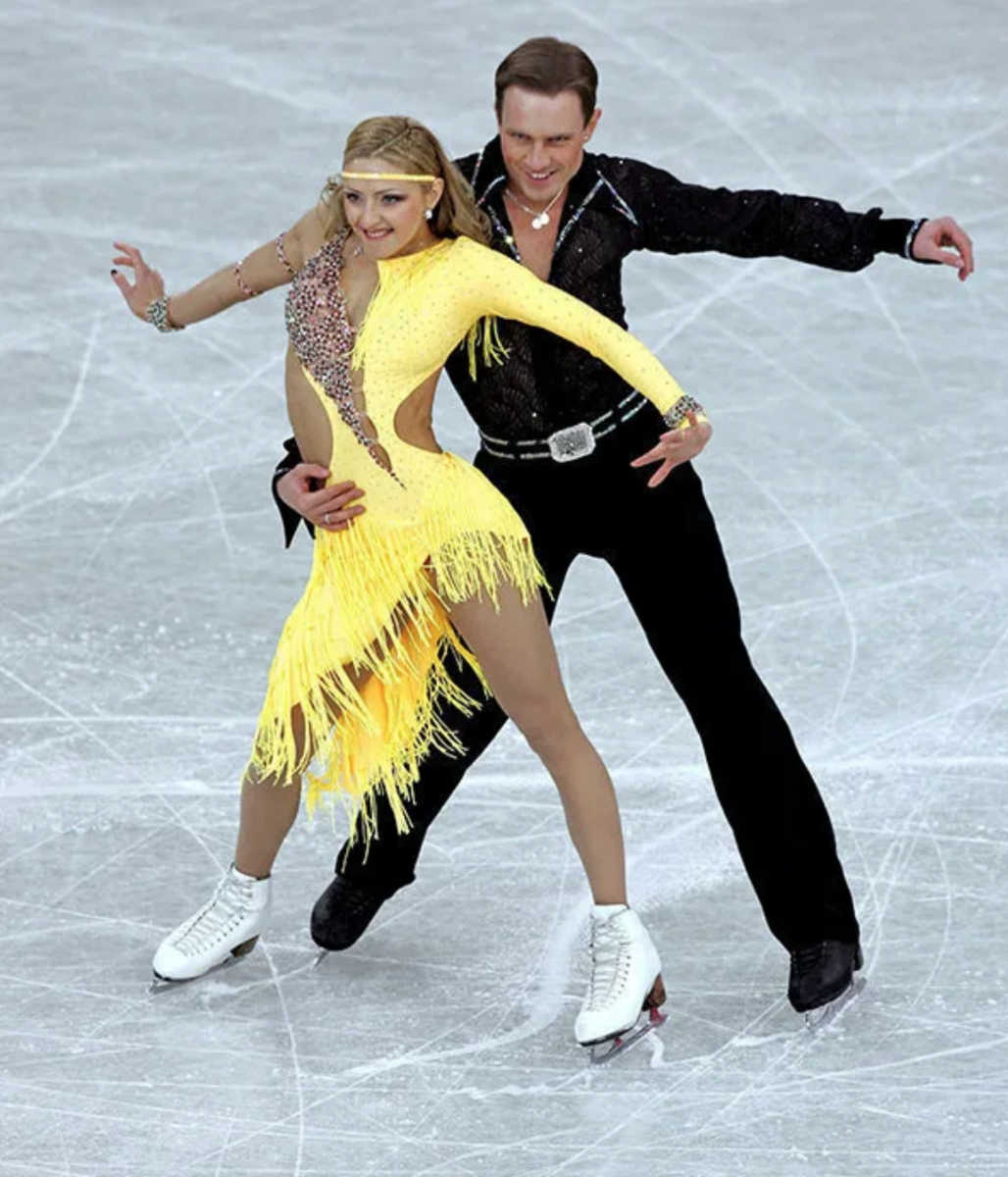 татьяна навка и костомаров. татьяна навка и роман костомаров олимпиада кармен турин 2006. костомаров какой спорт. роман костомаров и татьяна навка. навка костомаров турин 2006.