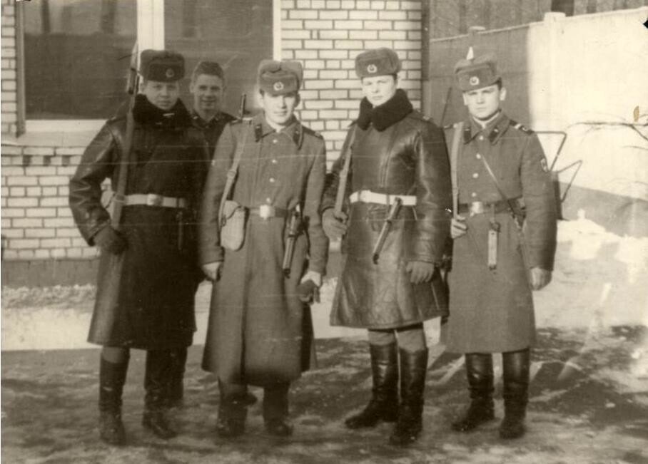 интересные полушубки...