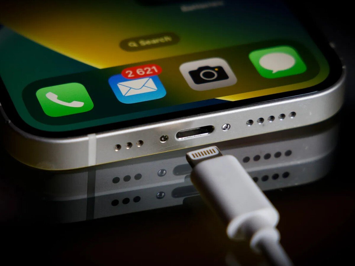    Блогер протестировал iPhone 15 в режиме пауэрбанка [ВИДЕО]
