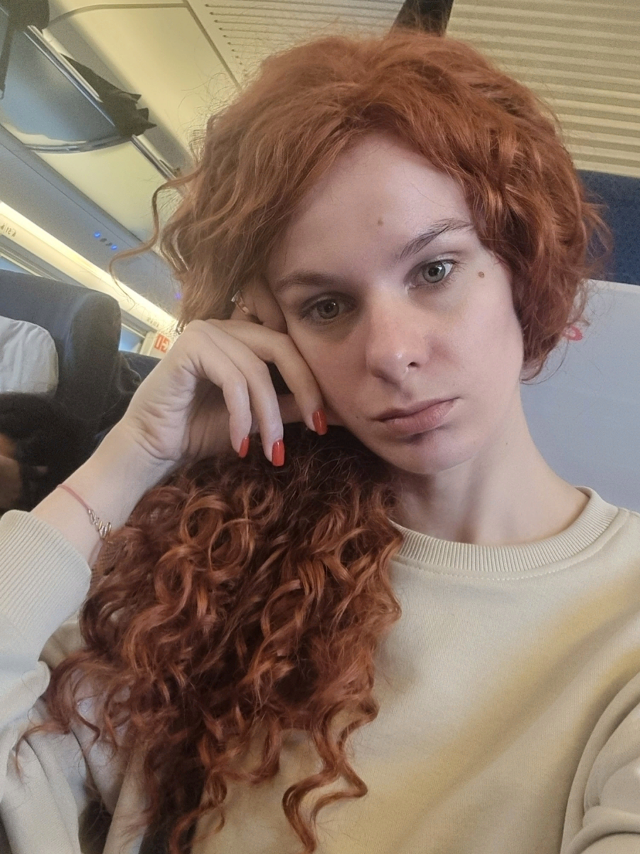 Как говорится, по глазам вижу, что не шешнадцать