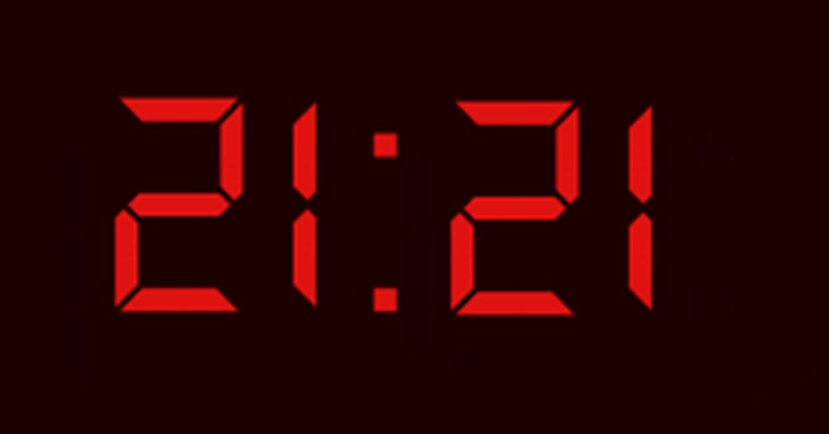 Оставшееся время 0 45. Цифры на электронных часах. 11 11 Электронные часы. Первые цифровые часы. Часы повторяющиеся цифры на часах.