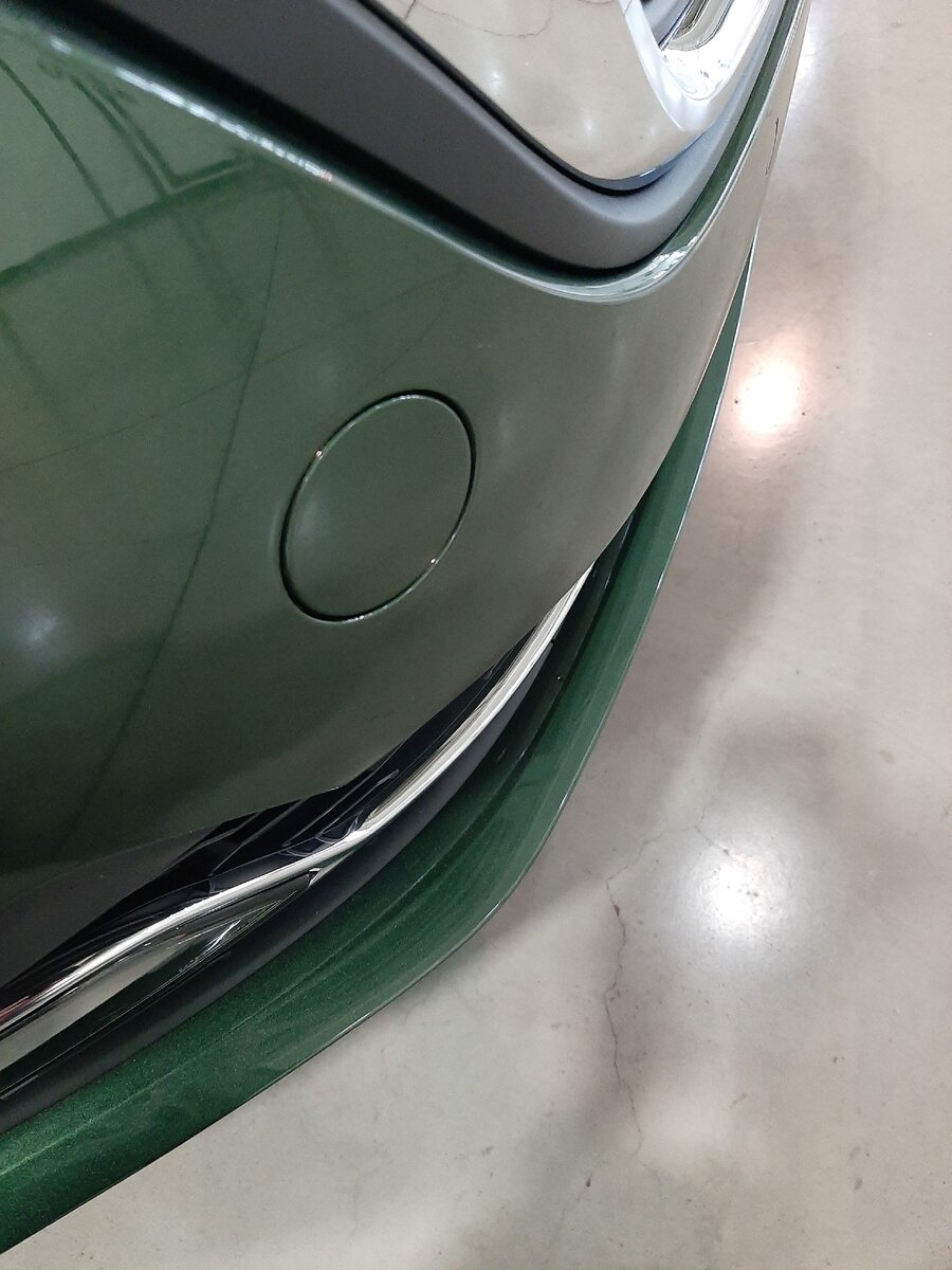 Заглушка отверстия для буксировочной проушины.