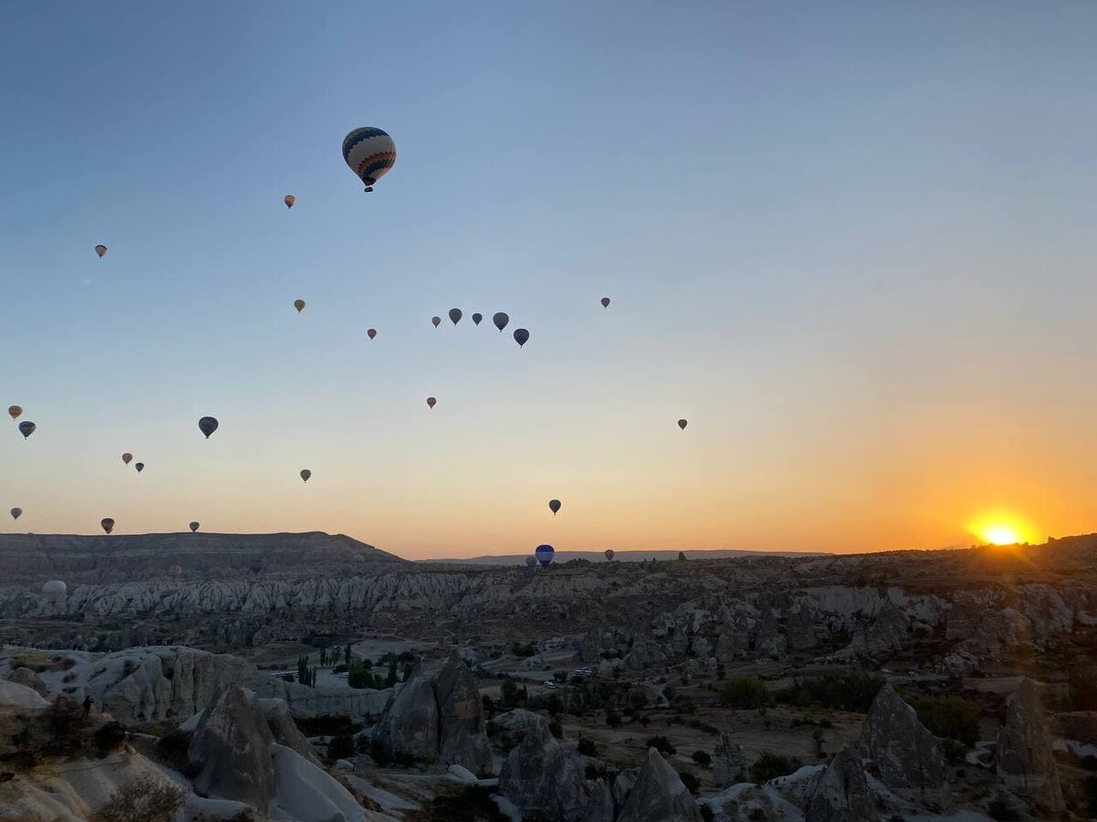 Шары летают почти каждый день, на рассвете 