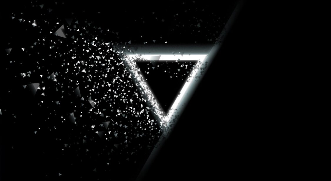 Представьте внизу себя, слева объект вашей любви, а справа объект любви вашего объекта любви. Например Вы➡️Мама➡️Папа. 