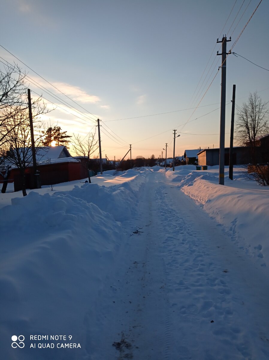 Зимняя деревня, фото с сегодняшней прогулки, для красоты. 