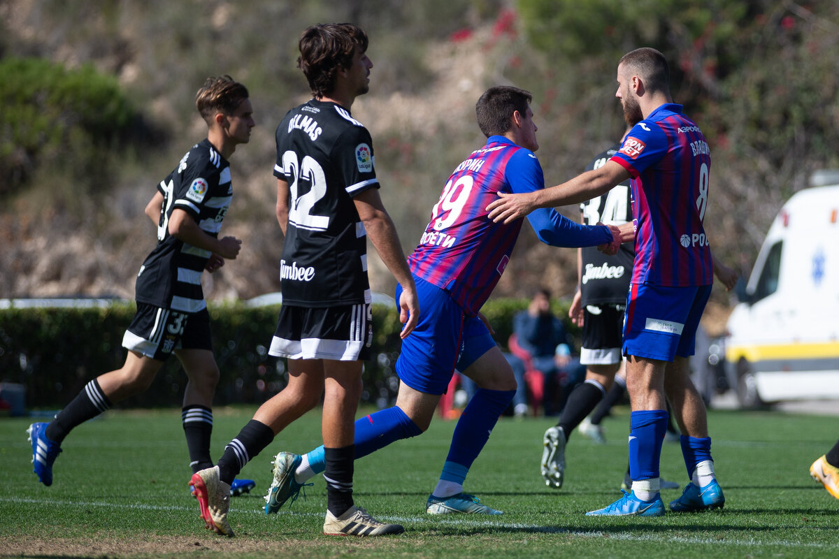 Шкурин после гола "Картахене"