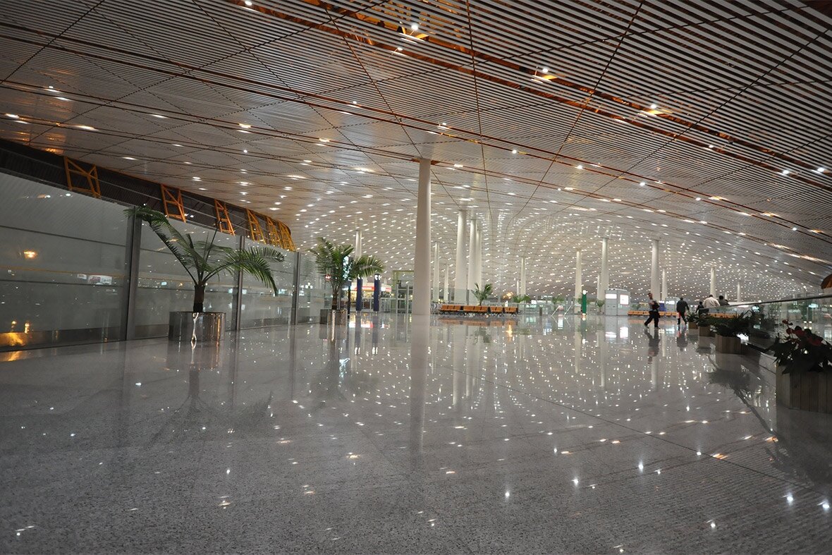 Аэропорт beijing. Аэропорт Шоуду Пекин. Международный аэропорт Шоуду в Пекине (Китай). Международный аэропорт Шоуду, терминал 3. Аэропорт Пекин столичный терминал 3.