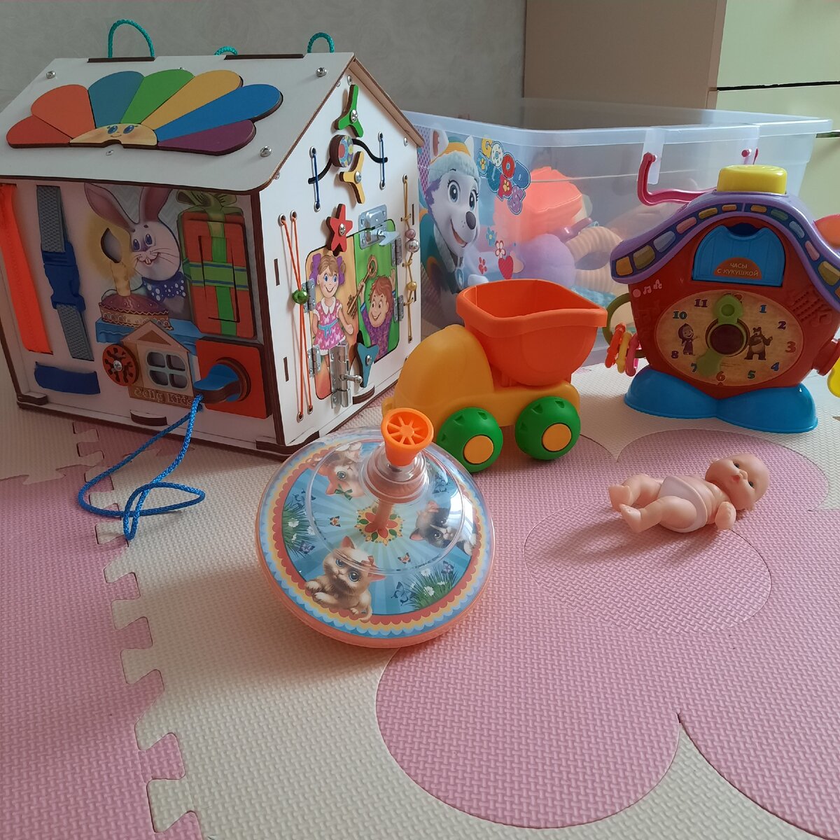 Часть наших игрушек