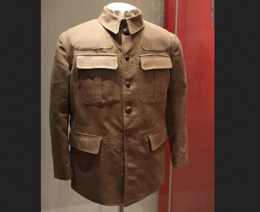 Френч Ленина. Фото из открытого источника в Яндексе. Жмите на стрелку справа.