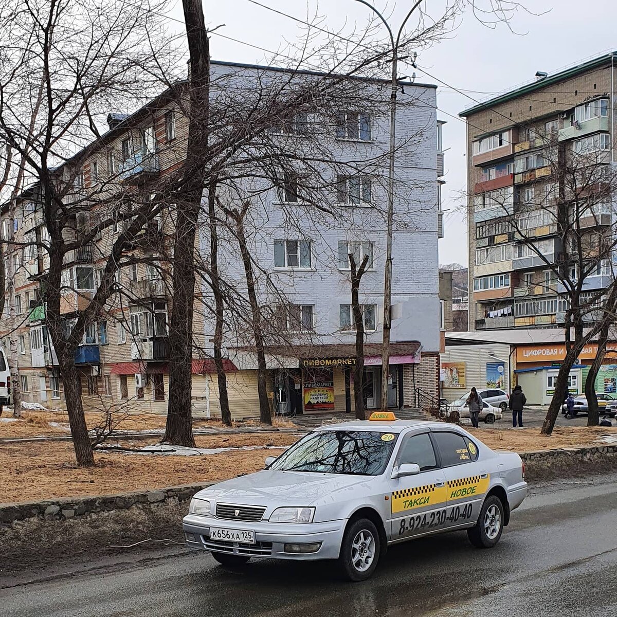 в такси Славянки 80% автопарка – Toyota Vista в 40м кузове