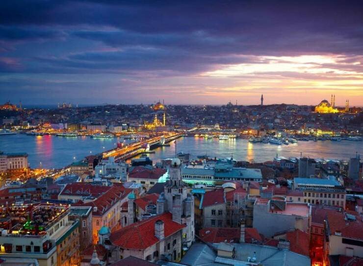 Вечерний город.