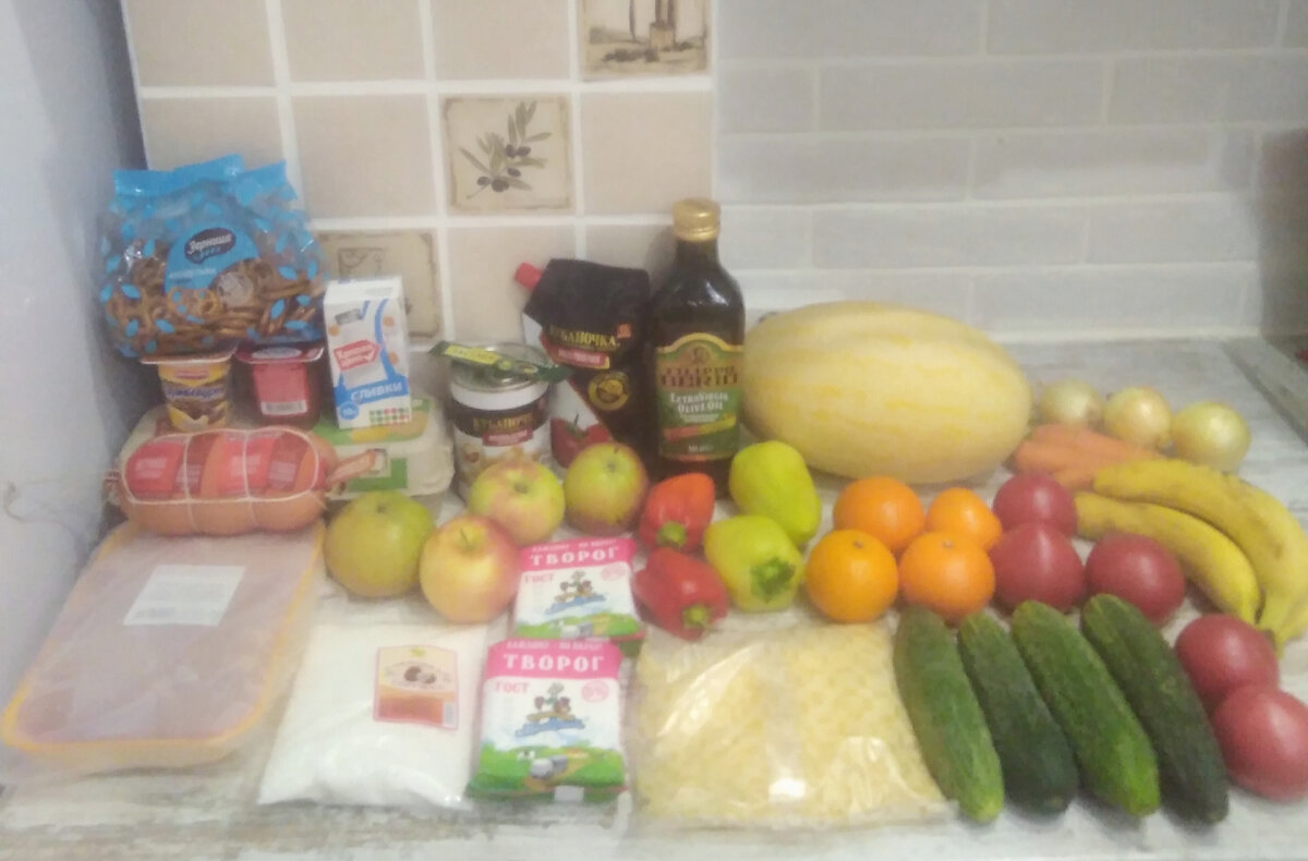 В этот раз фруктов немного меньше. Из-за того что закончилось оливковое масло..