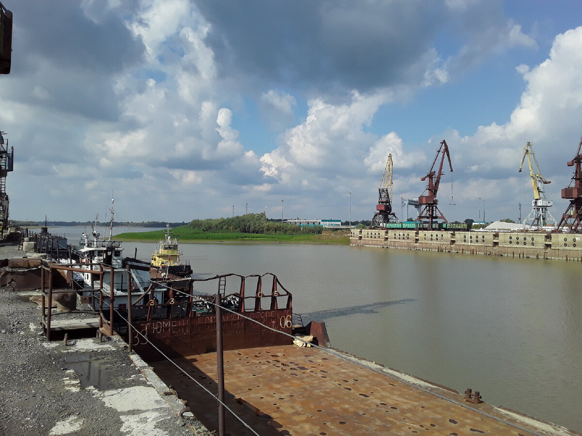 Речпорт Тобольска. Фото из личного архива.