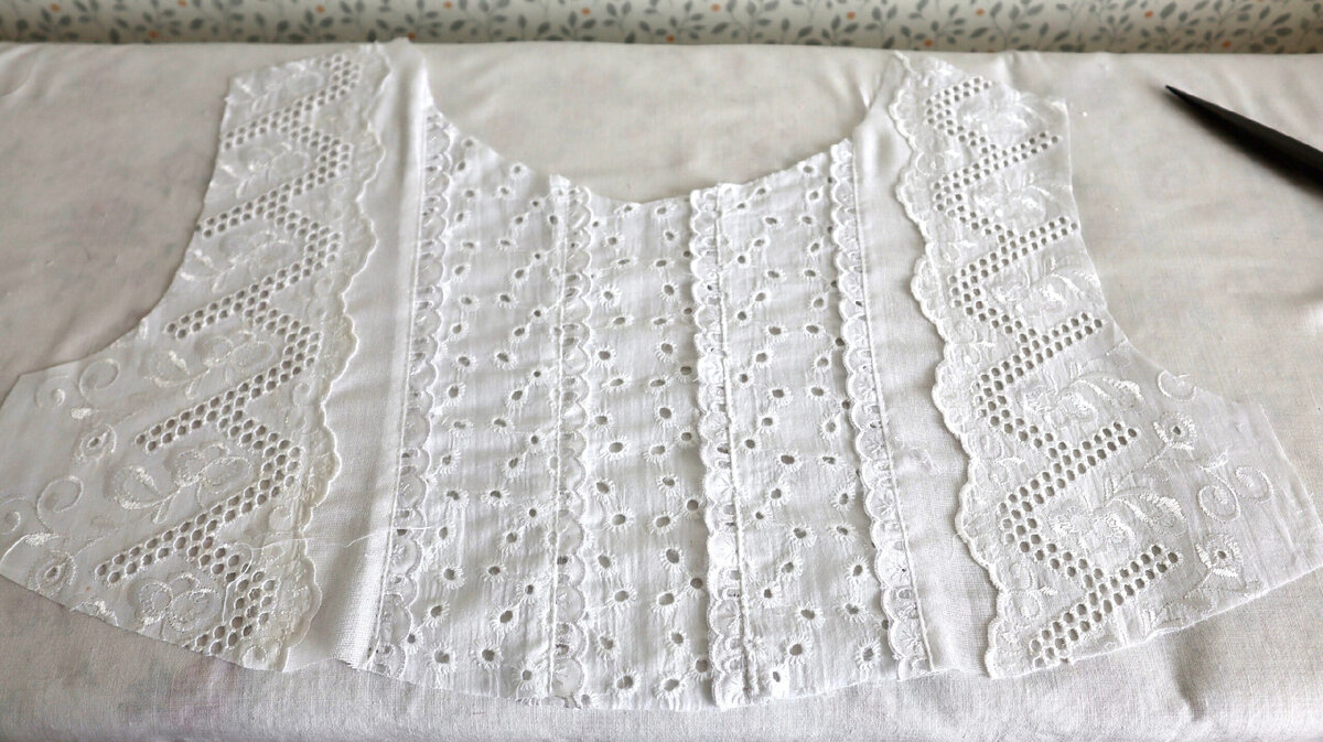 Листайте вправо