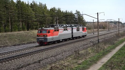 Электровоз ВЛ80С-249 резервом.