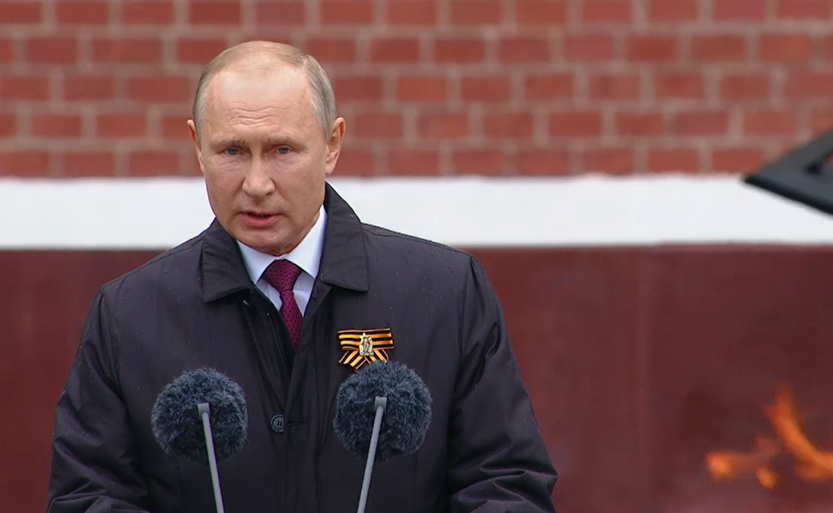 Путин на день победы