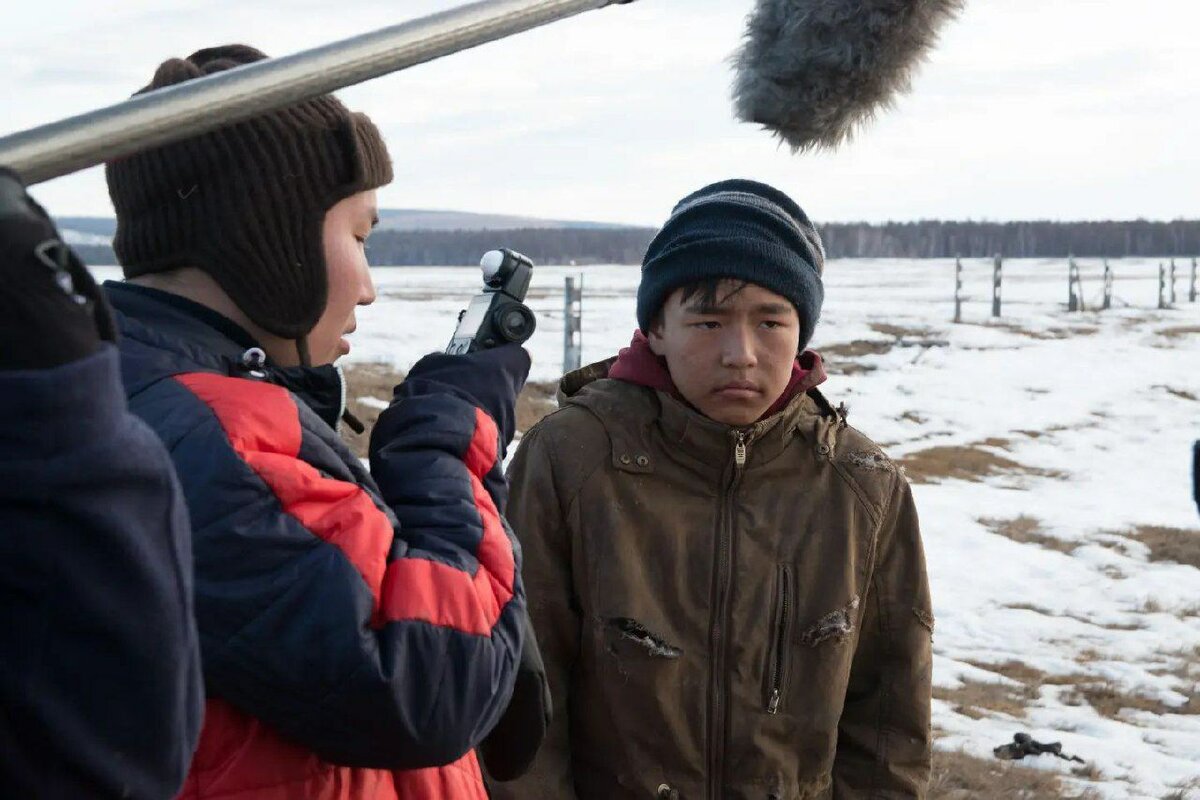 Кадр со сьемок фильма "Нелегал" 