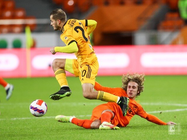    Чаушич уходит от Гагнидзе Алексей Колчин © ИА REGNUM