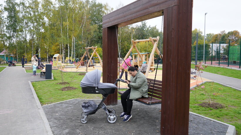    Комфортное пространство для отдыха у воды в Молжаниновском районе севера столицы © Пресс-служба комплекса городского хозяйства Москвы