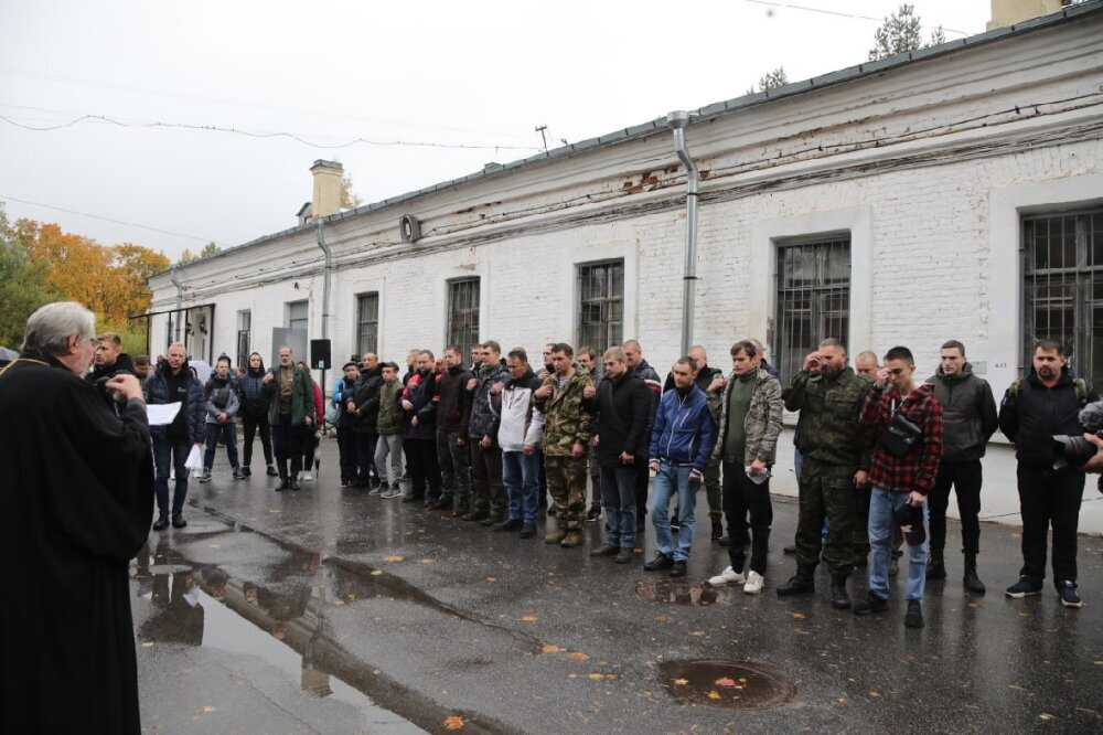 Проводы мобилизованных в Петербурге. Источник: ВК-группа "Вести Стрельны"