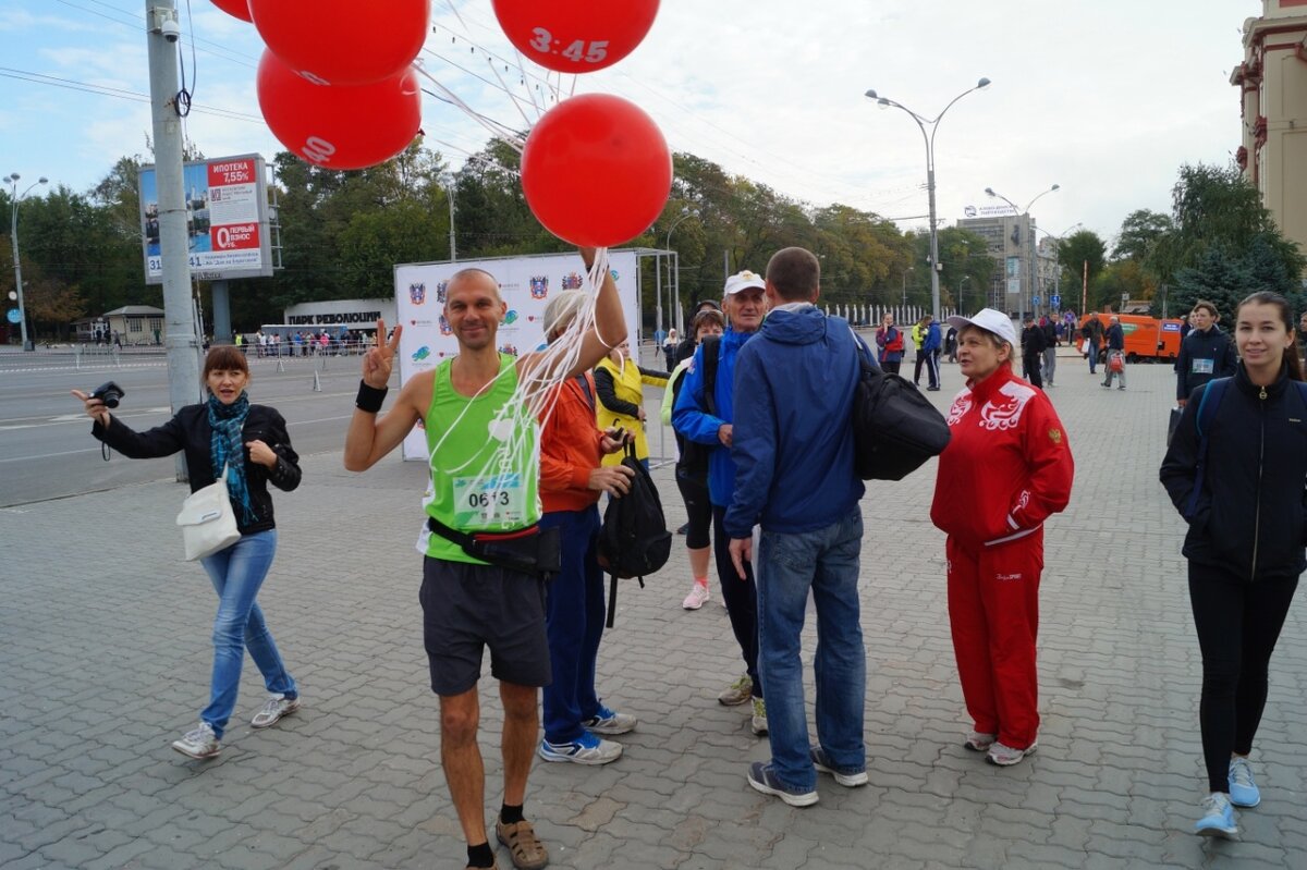 Я был Старший пейсмейкер, сам заказывал и доставлял шары на забег