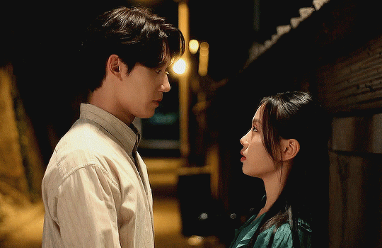 Ли До Хен и Го Мин Ши в «Майской юности»