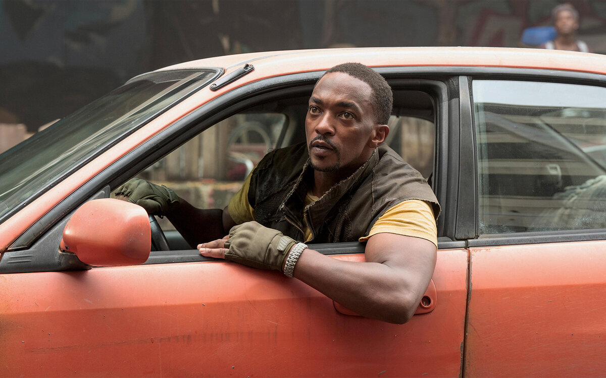 Кадр из сериала «Скрежет металла», 2023