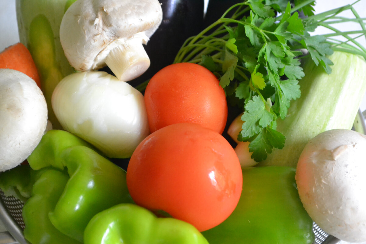 Тушение овощей. Тушеные овощи. Тушение овощей 5 класс. Можно ли тушить овощи