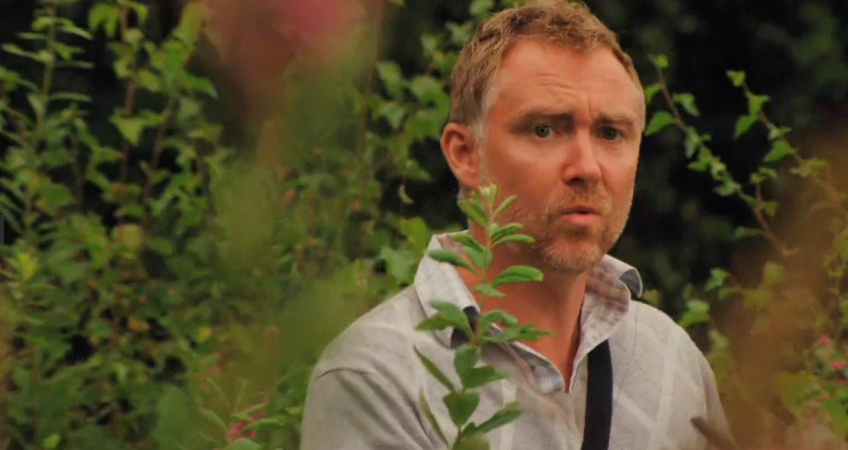 обработанный скриншот из сериала Звезные врата: Вселенная