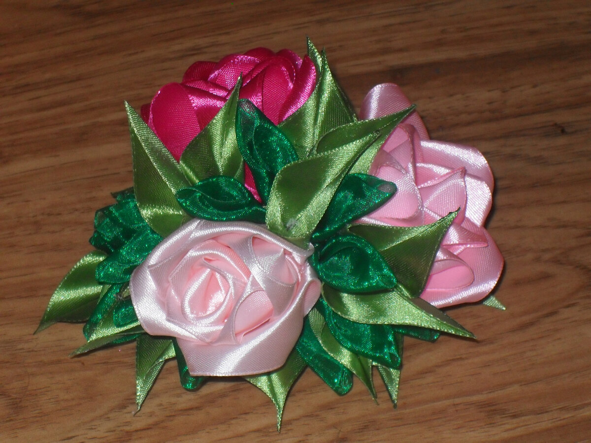 Фото автора. Заколка с розами