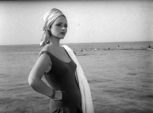 Кадр из дебютного фильма «До свидания, мальчики»