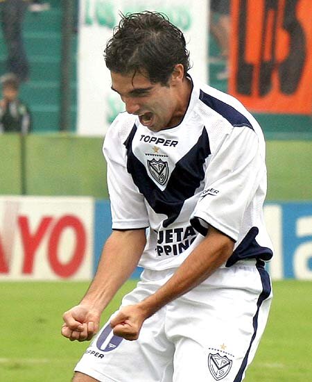 нападающий, атакующий полузащитник