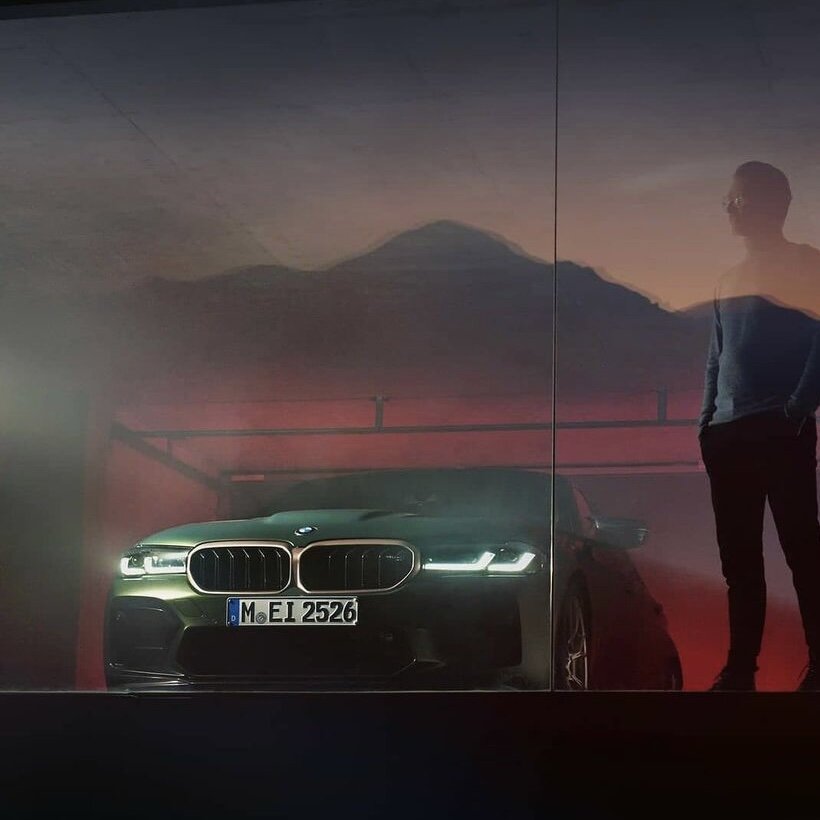 Автомобили M BMW 5 серии впечатляющим образом сочетают в себе фирменную спортивность BMW M с комфортом и элегантностью седана бизнес-класса. Познакомьтесь с тремя уникальными автомобилями BMW M с яркими характерами. Быстрейший в истории, новый BMW M5 CS с 