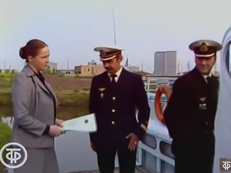 кадр из фильма.