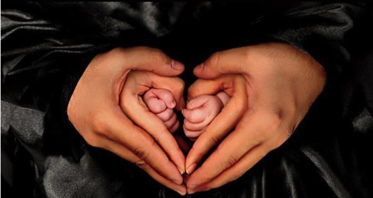 Папа любит маму, а мама любит папу - есть такая модель в обществе в которой дети могут расти спокойными и любимыми. Есть и другие модели, но пока люди каждый сам себя не сделает сча