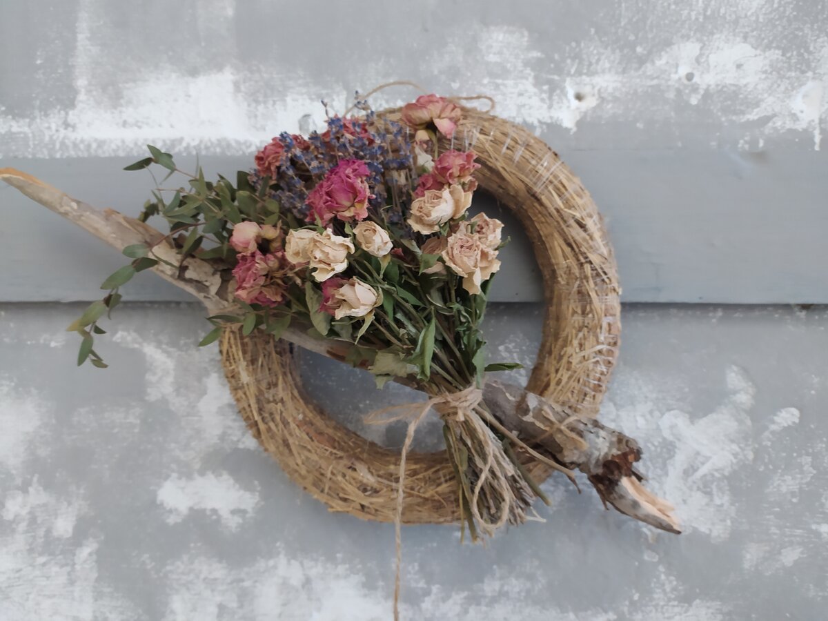 Фото автора Венок с засушенными розами