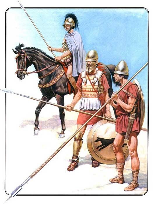 Гетайры всадники и априори подразумевается что у них есть как минимум копье, шлем и меч. Они не являются неким уникальным оружием, по сути гетайры и союзная конница полностью аналогична коннице греков.