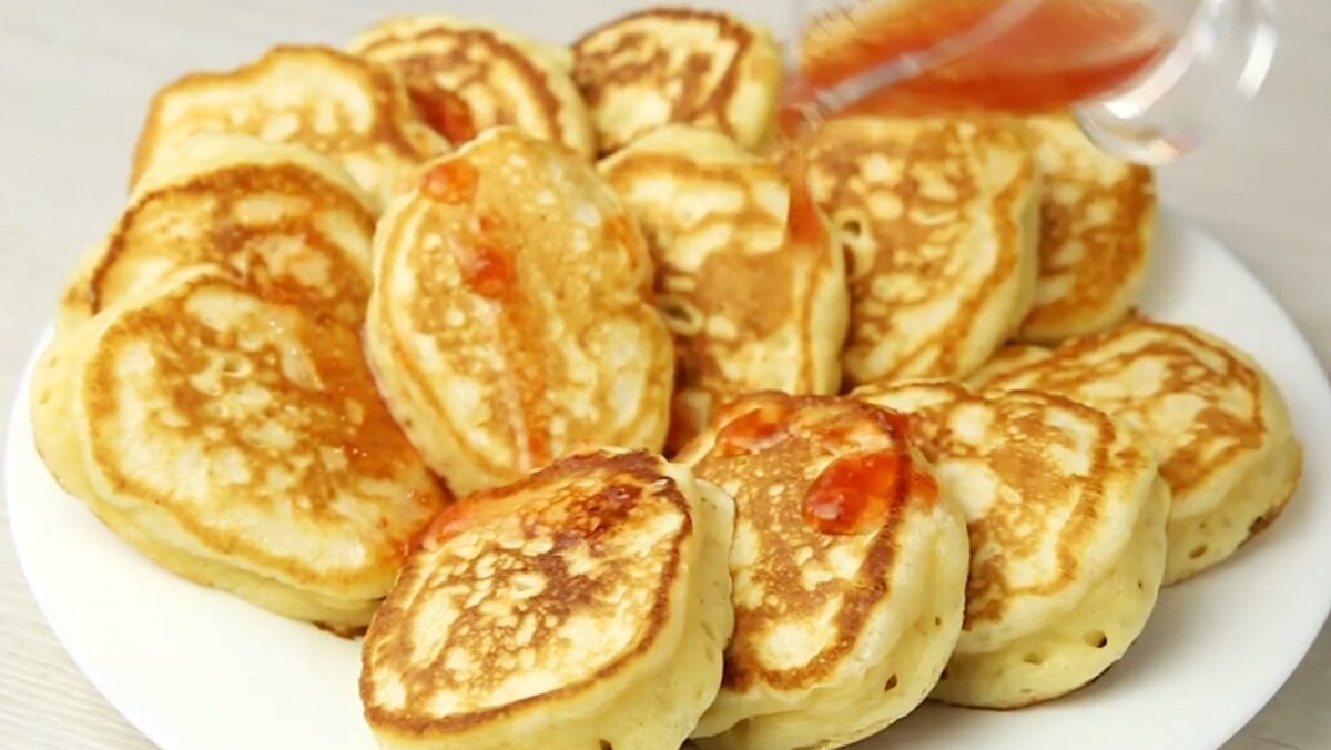 Оладьи на кефире пышные